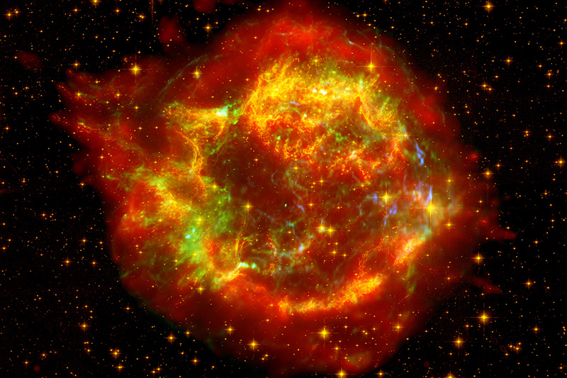 Остаток сверхновой в созвездии Кассиопея. Считается, что сверхновая вспыхнула на расстоянии около&nbsp;11 тыс. световых лет&nbsp;в нашей галактике​ примерно 300 лет назад&nbsp;