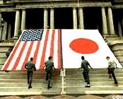 США разместят атомные авианосцы в Японии