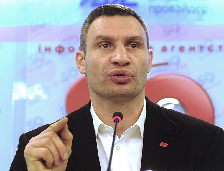 Виталий Кличко от участия в президентской кампании отказался