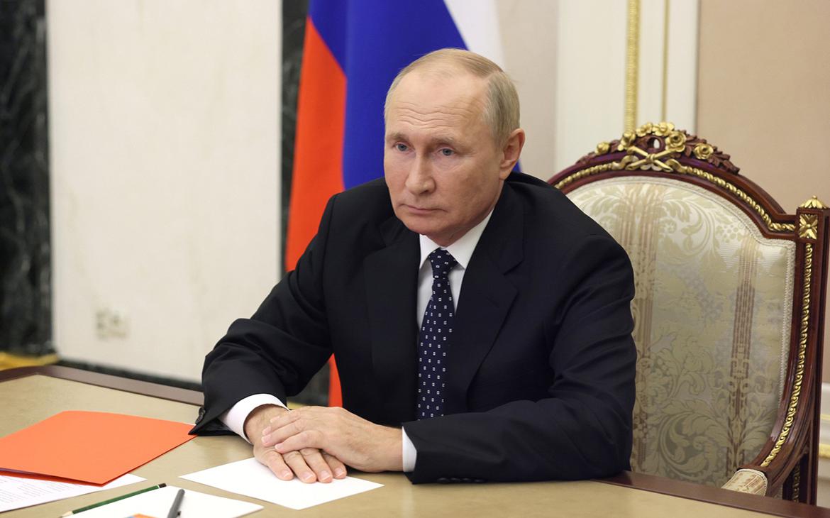 Путин подписал закон о 10 годах колонии за добровольную сдачу в плен