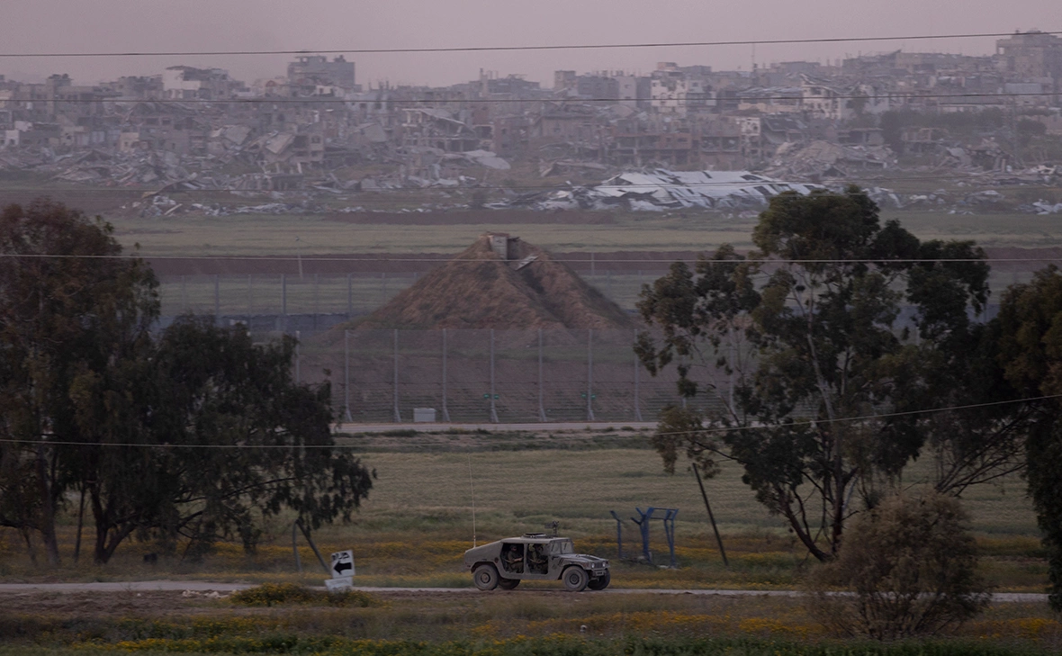 Amir Levy / Getty Images