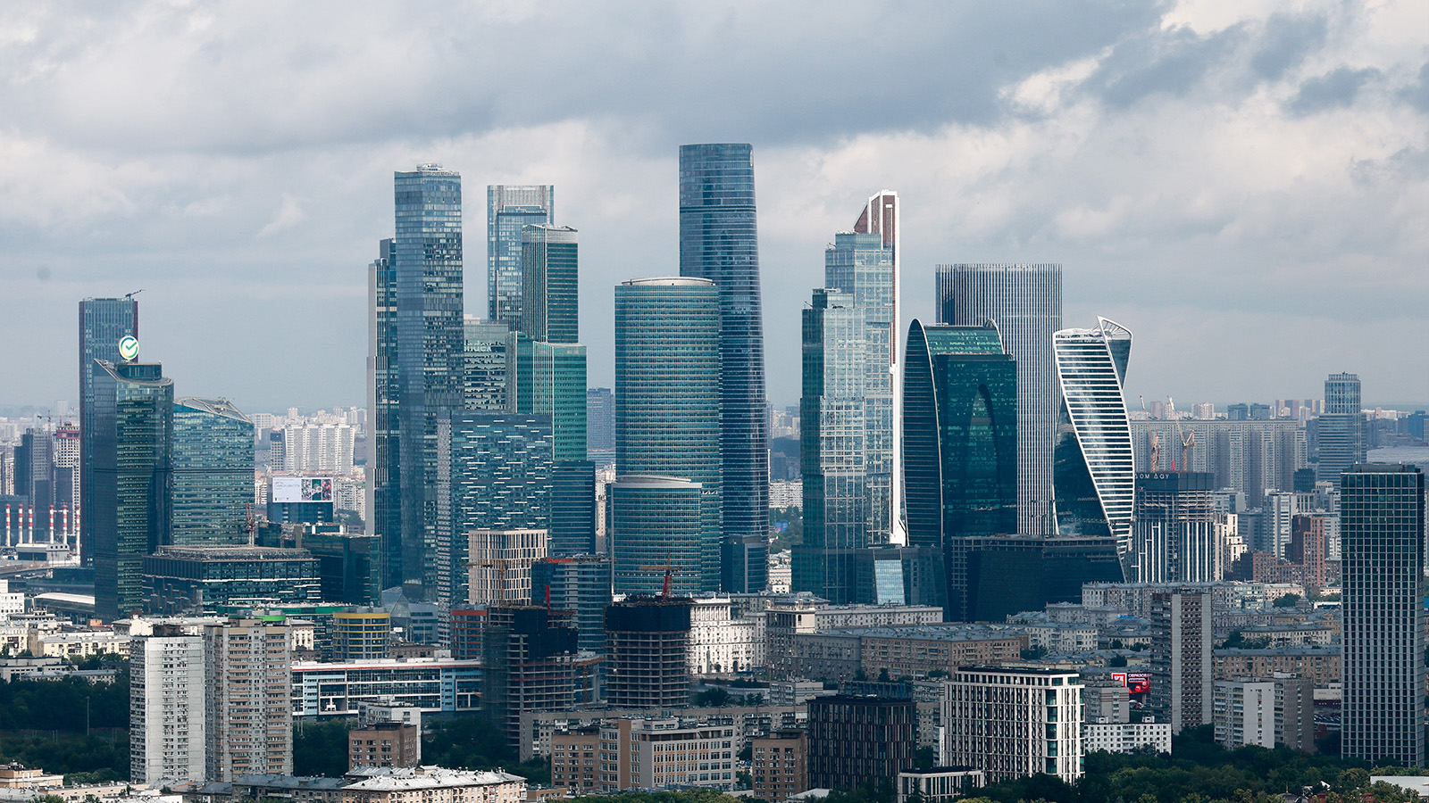 Москва. Вид на международный деловой центр «Москва-Сити»