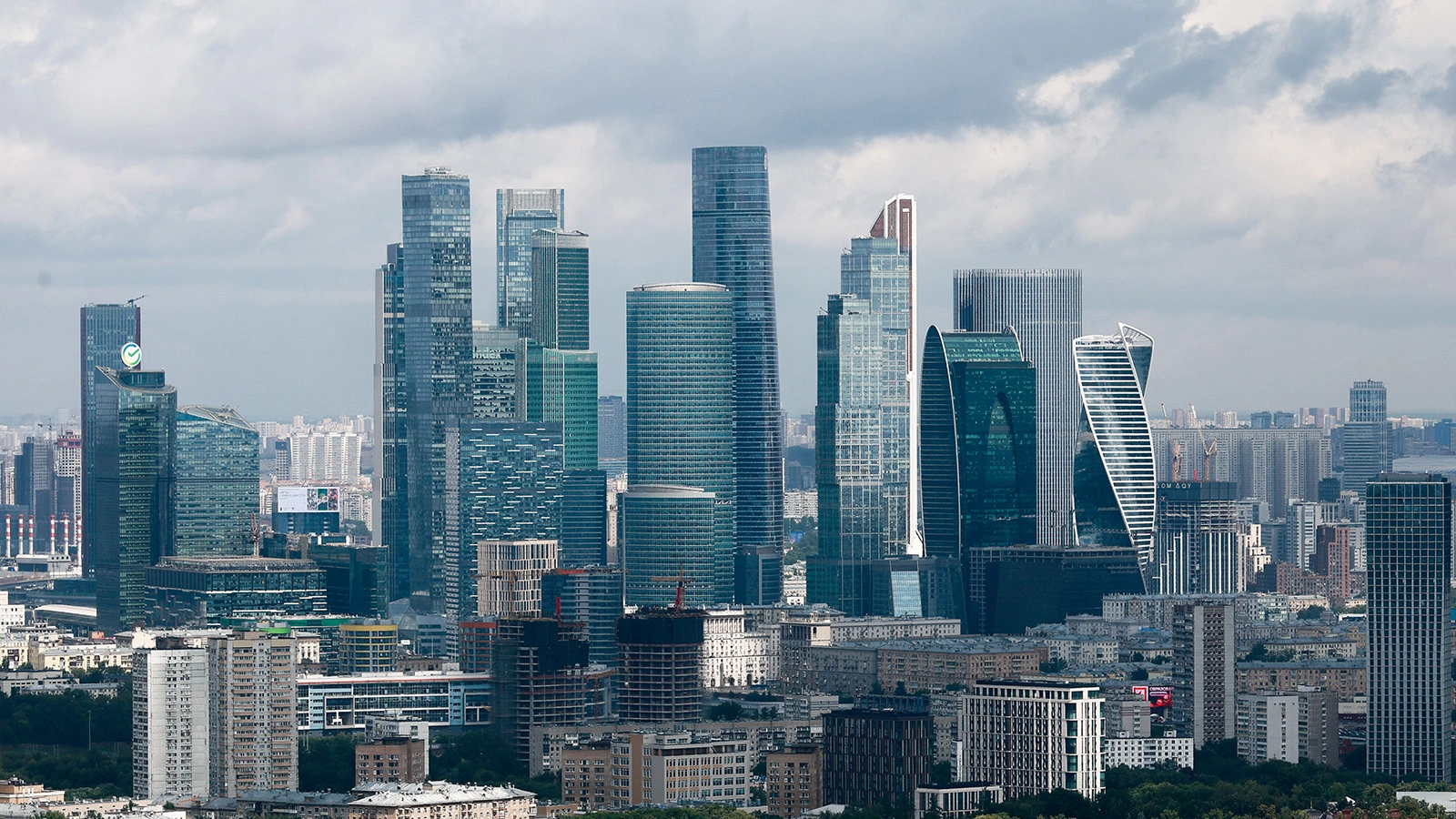 Москва. Вид на международный деловой центр «Москва-Сити»