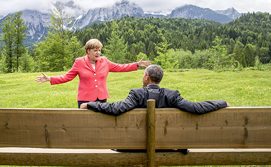 Канцлер Германии Ангела Меркель и&nbsp;президент США Барак Обама на саммите стран &laquo;Большой семерки&raquo; (G7), который проходит в Баварских Альпах