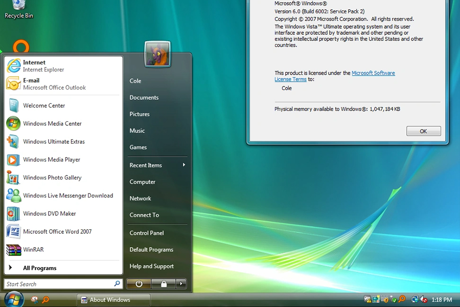 Windows Vista выпустили одновременно с Office 2007. Среди нововведений&nbsp;&mdash; графическая оболочка Aero (анимация при работе с окнами, полупрозрачные элементы с эффектом размытия фона), улучшенный поиск и боковая панель. Однако даже на мощных компьютерах того времени она работала медленно и выдавала множество ошибок.