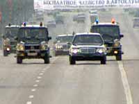 Прокуратура Камчатской обл. направила в Москву на экспертизу материалы дела по поводу ДТП с участием машин кортежа В.Рушайло в сентябре 2002г