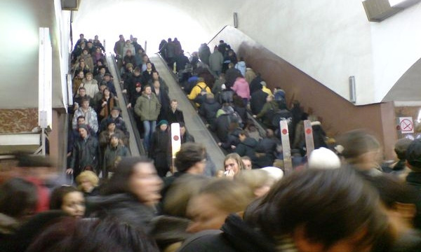 В московском метро будут обыскивать пассажиров