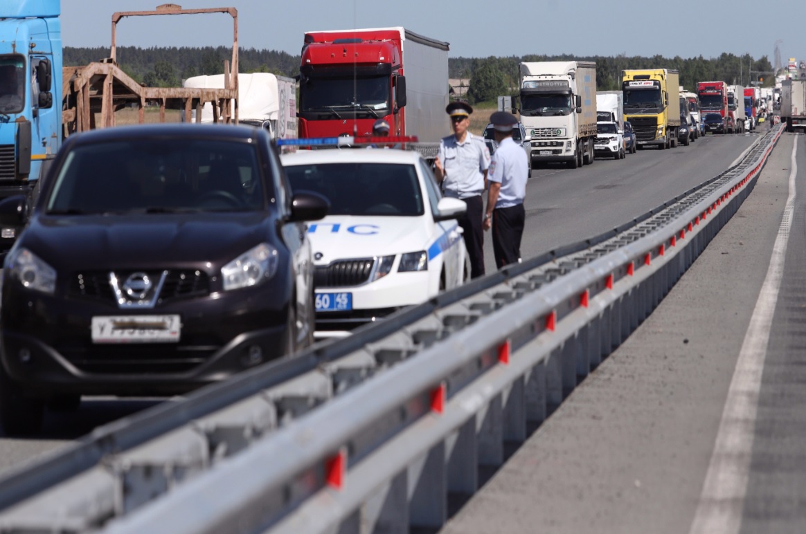 Тюменские власти нашли способ сокращения пробок на трассе Тюмень — Омск