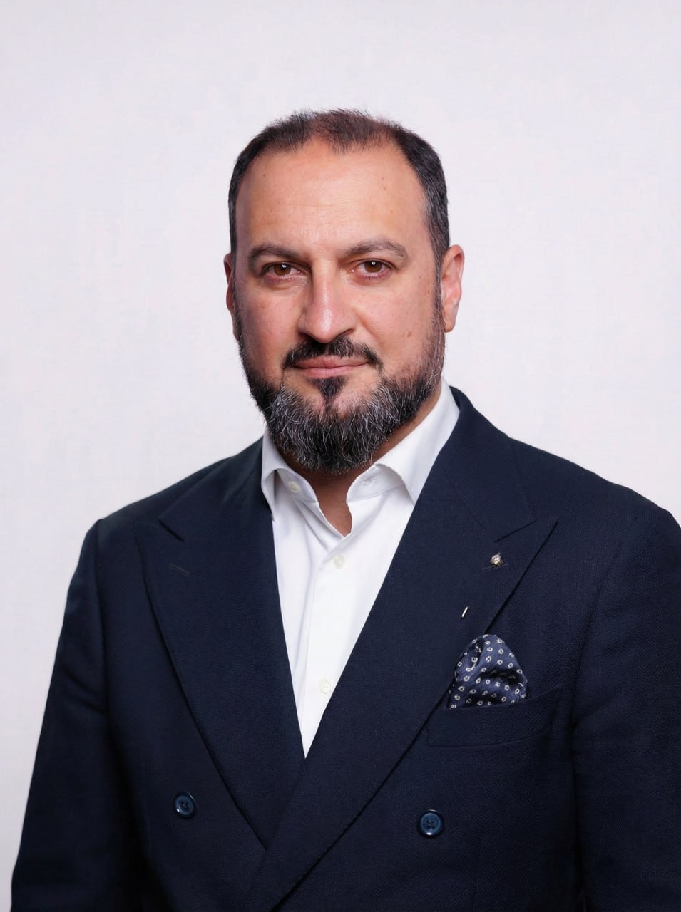 Михаил Сумбатян