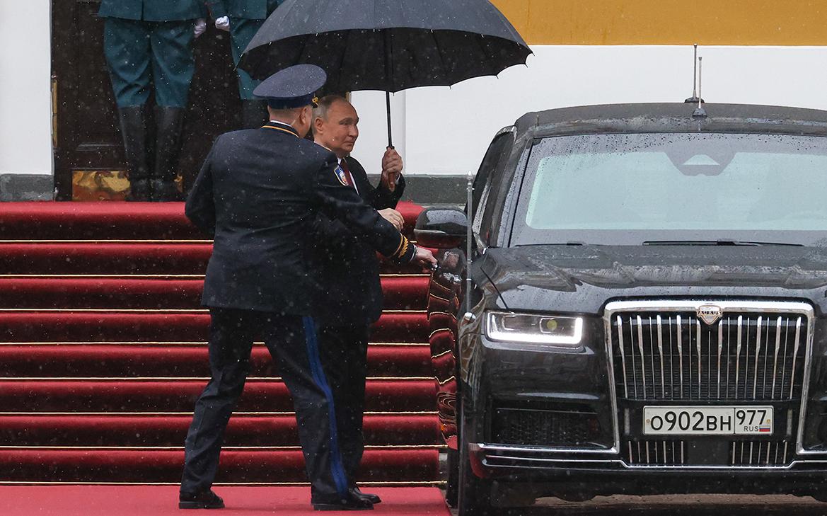 Путин назвал Aurus комфортным