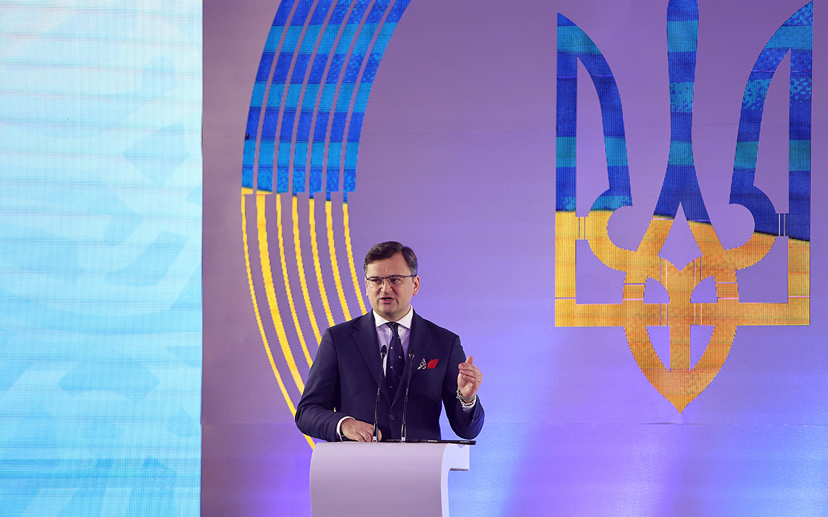 Кулеба предложил новый формат переговоров по деэскалации на Украине