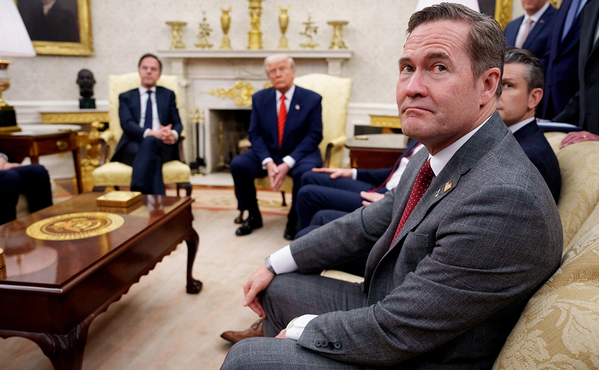 Andrew Harnik / Getty Images