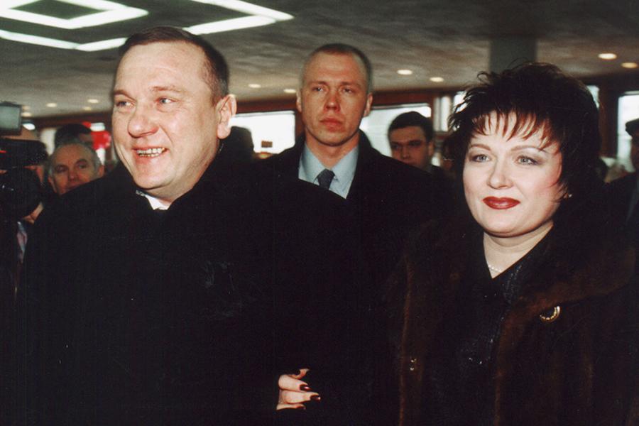 Владимир Шаманов с женой Людмилой, 2001 год