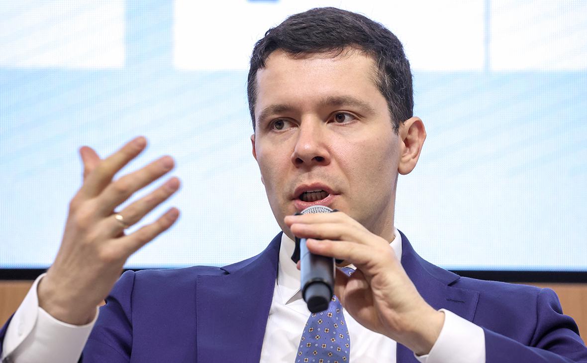 Антон Алиханов