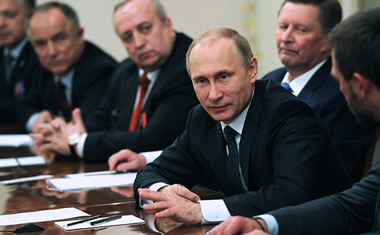 Президент РФ Владимир Путин на встрече с представителями ветеранских организаций