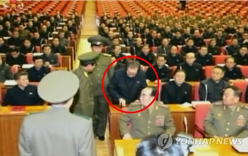 Ким Чен Ын показал арест своего дяди-наркомана по телевизору 