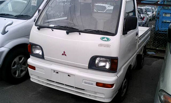 Mitsubishi Minicab Bravo