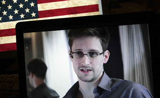 Экс-сотрудник  Агентства национальной безопасности США Эдвард Сноуден