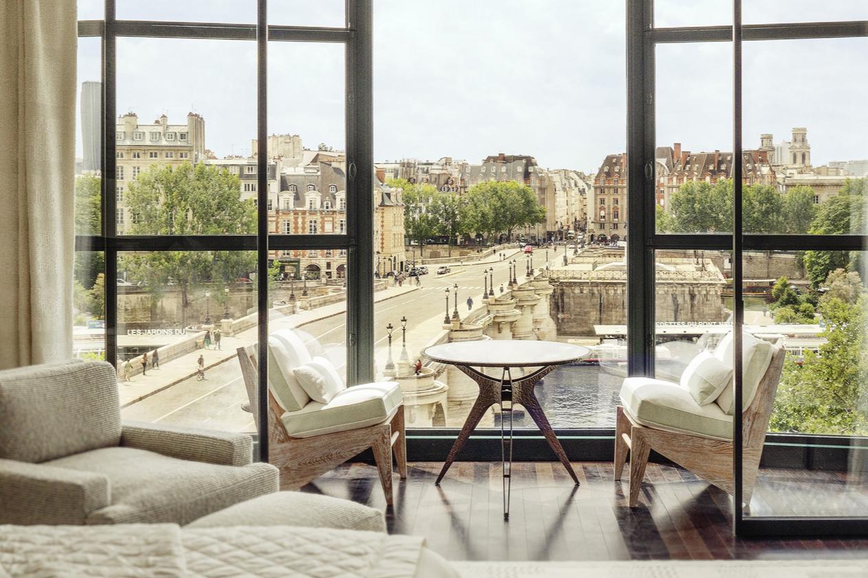 Cheval Blanc Paris