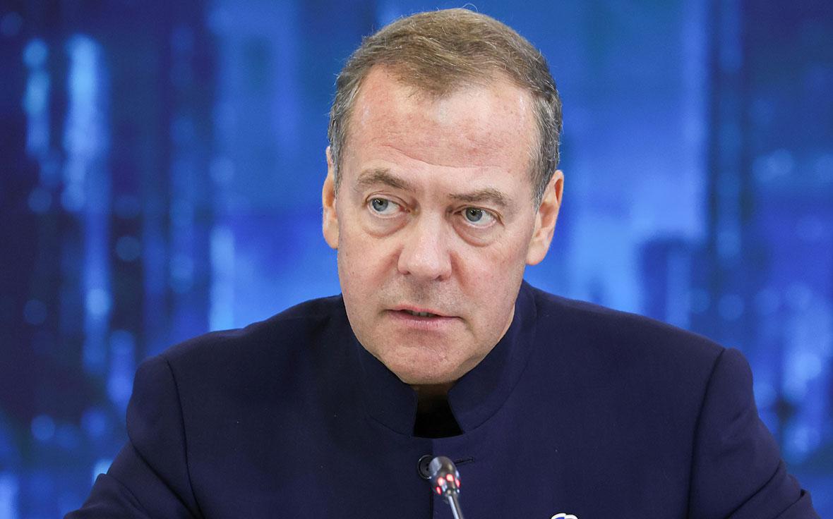 Медведев обвинил Ле Пен в русофобии из-за реакции на дело «Ашана»