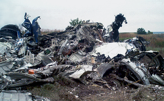 На месте падения самолета Ту-154 авиакомпании &laquo;Сибирь&raquo;. 25 августа 2004 года


