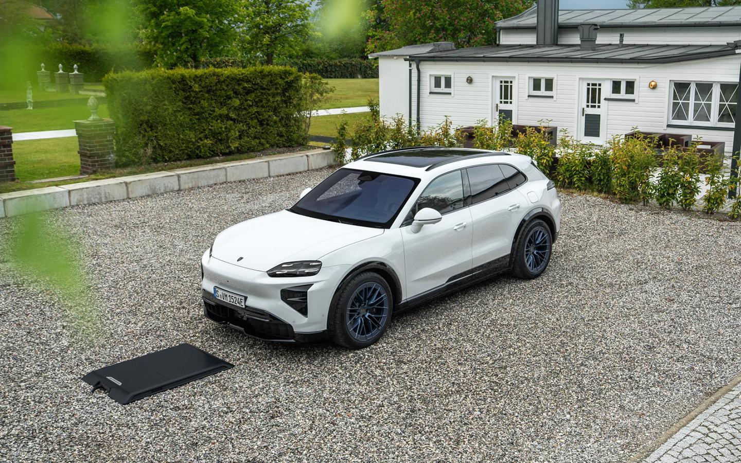 Porsche обновила Cayenne. Он получил электродвери и другие опции
