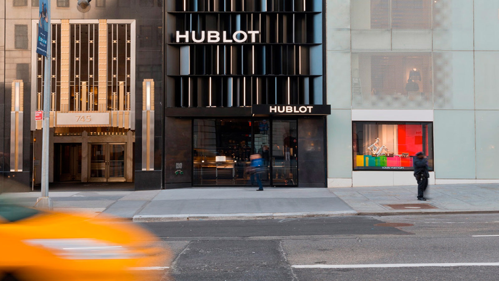 Вход в магазин Hublot со стороны Пятой Авеню, Нью-Йорк