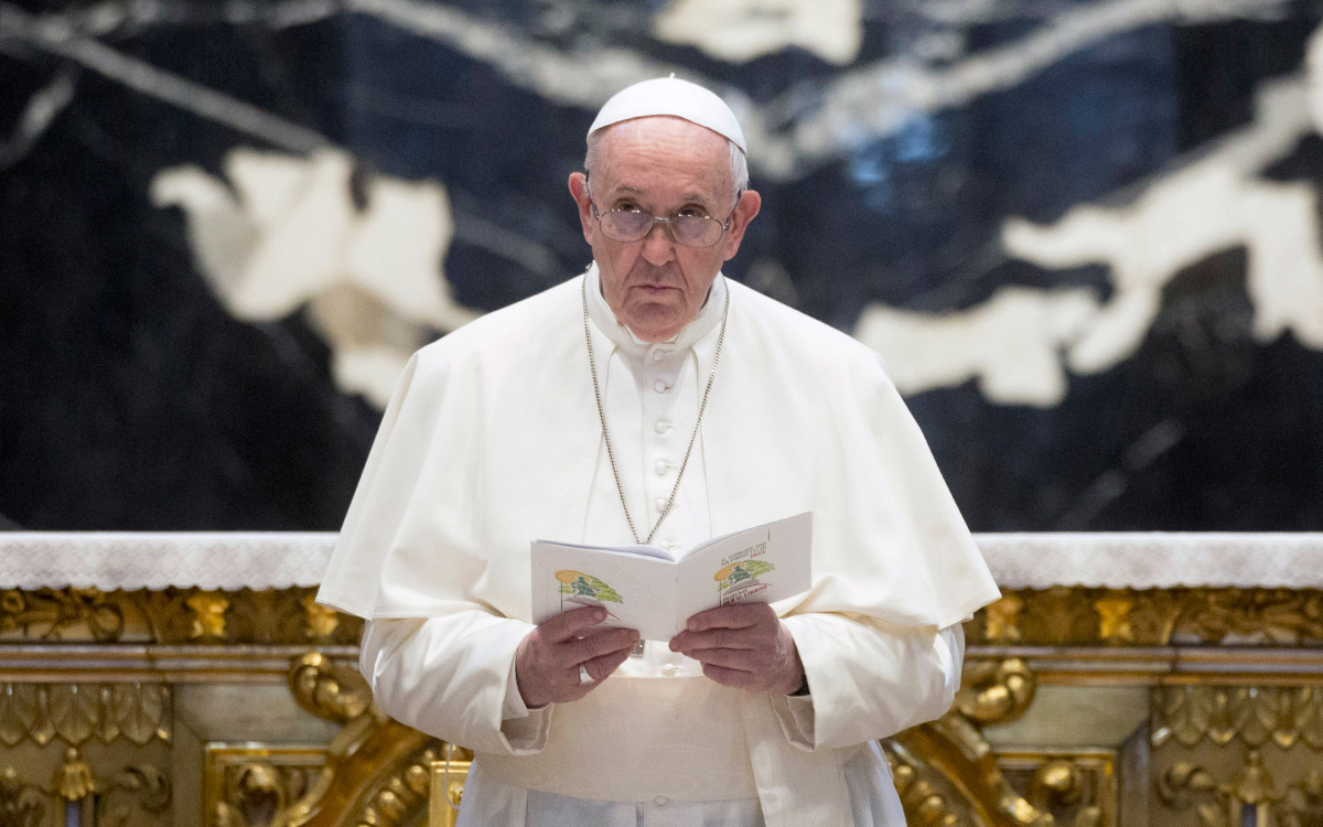 В Ватикане сообщили о самочувствии папы Франциска после операции