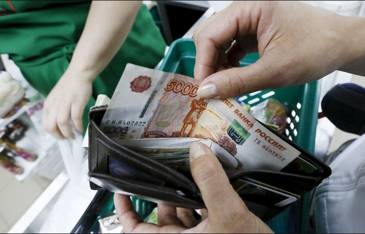 Средние зарплатные предложения в Вологодской области составляют 46294 руб