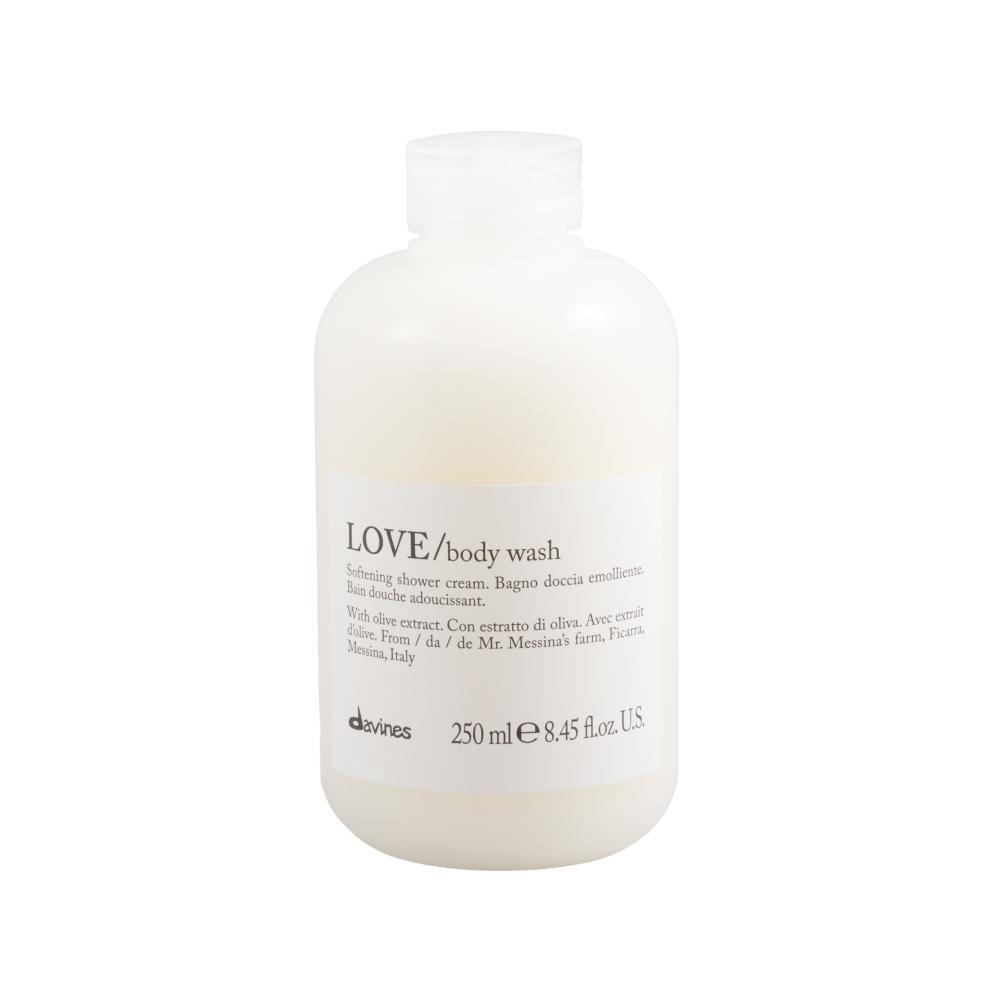 Смягчающий крем для душа Love,&nbsp;Essential Haircare, Davines, 2580 руб. (davines.ru)