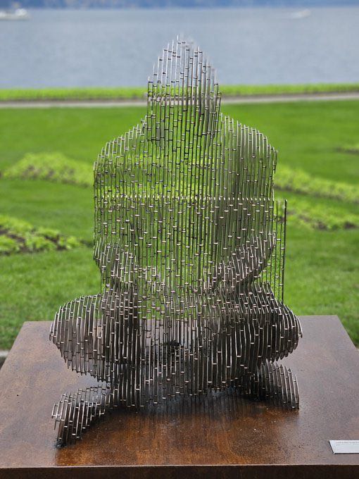 &laquo;Исчезающая&raquo; статуя Сатоши Накамото в Лугано, Швейцария. Источник: Satoshigallery