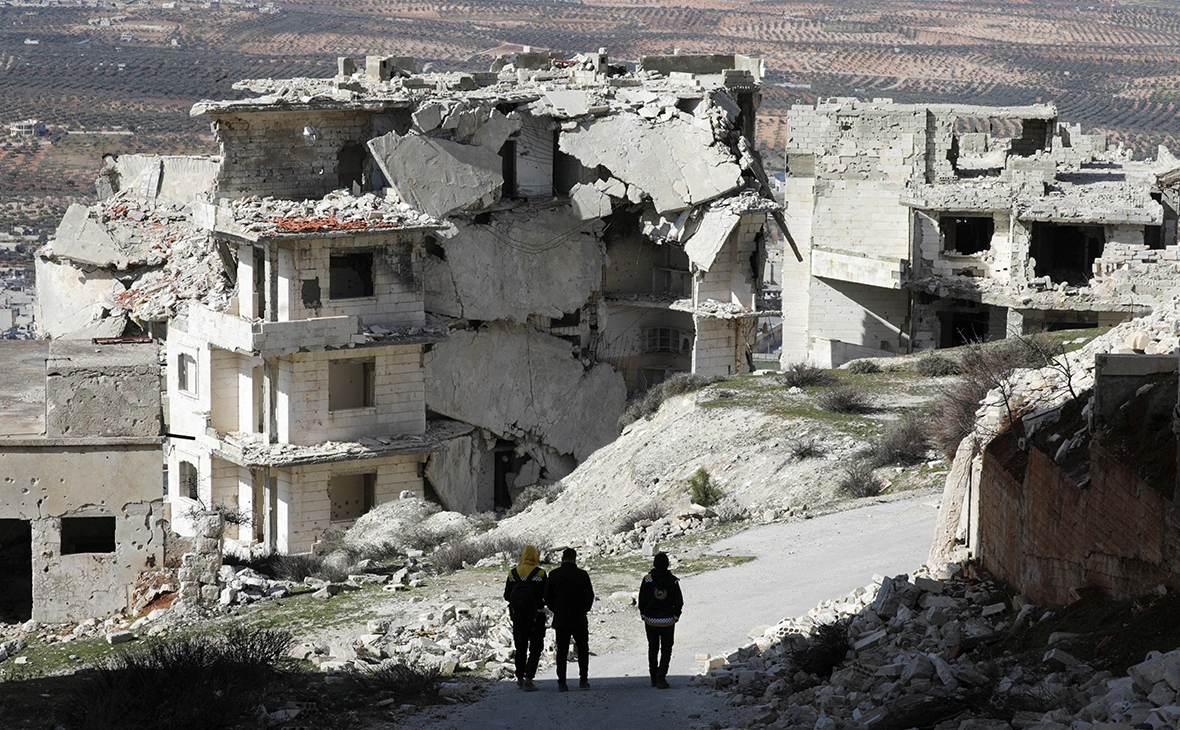 Khalil Ashawi / Reuters