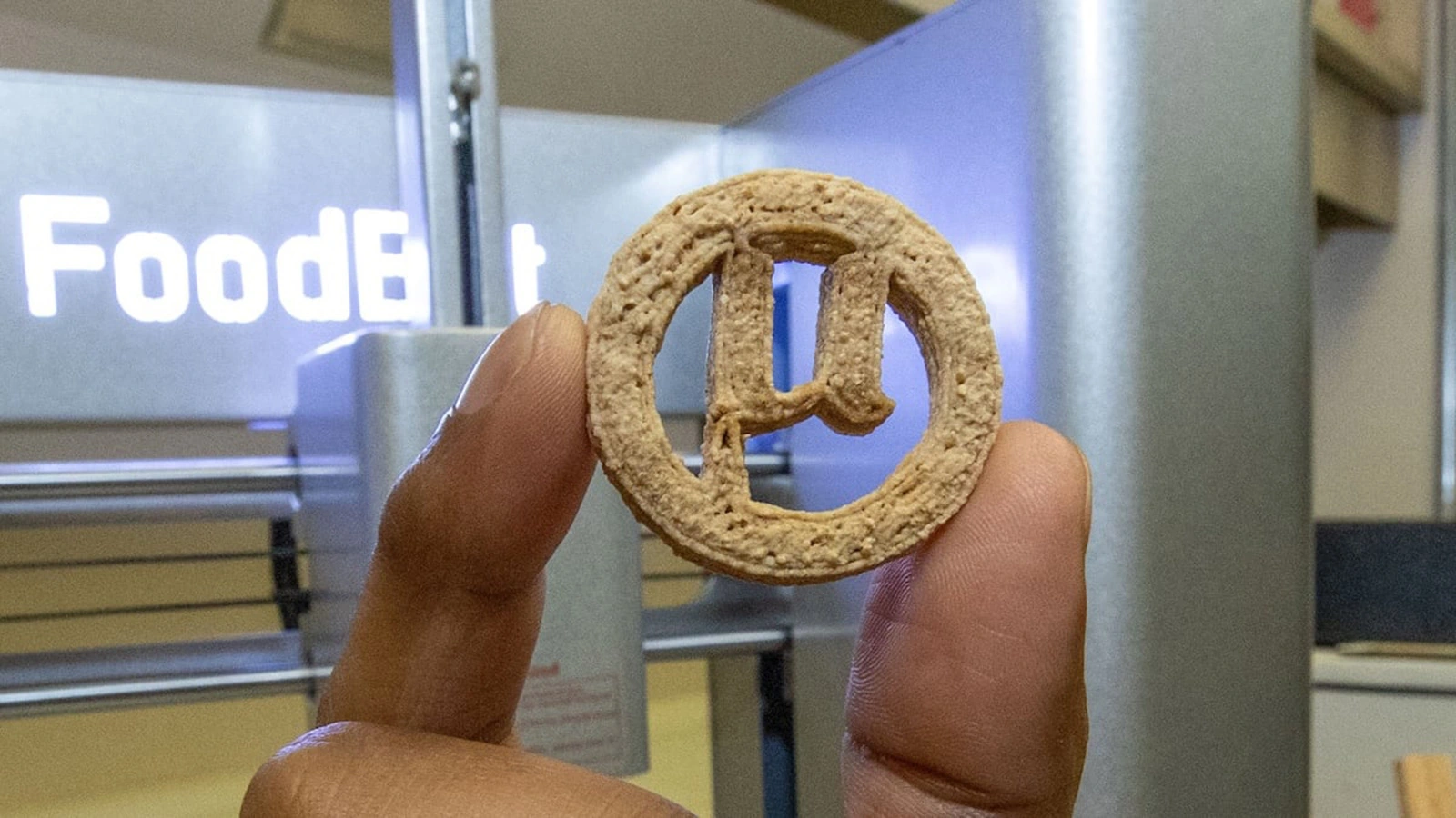 Форму печенью придают с помощью 3D-принтера