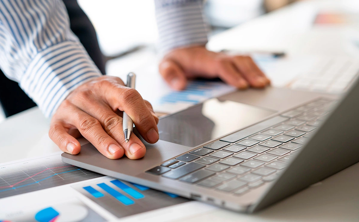 CrizzyStudio / Shutterstock