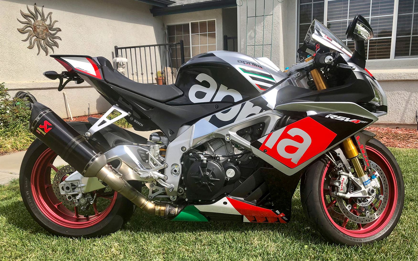 Aprilia RSV4 RF