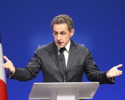 Н.Саркози настаивает на наказаниях за отказ признать армянский геноцид