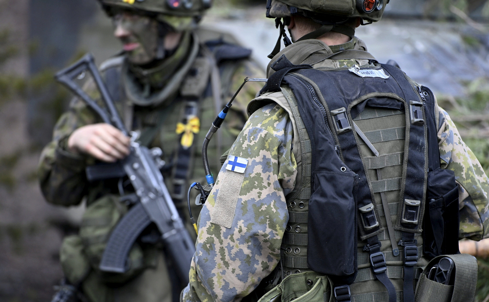 МИД Финляндии допустил подачу заявки в НАТО в середине следующей недели"/>













