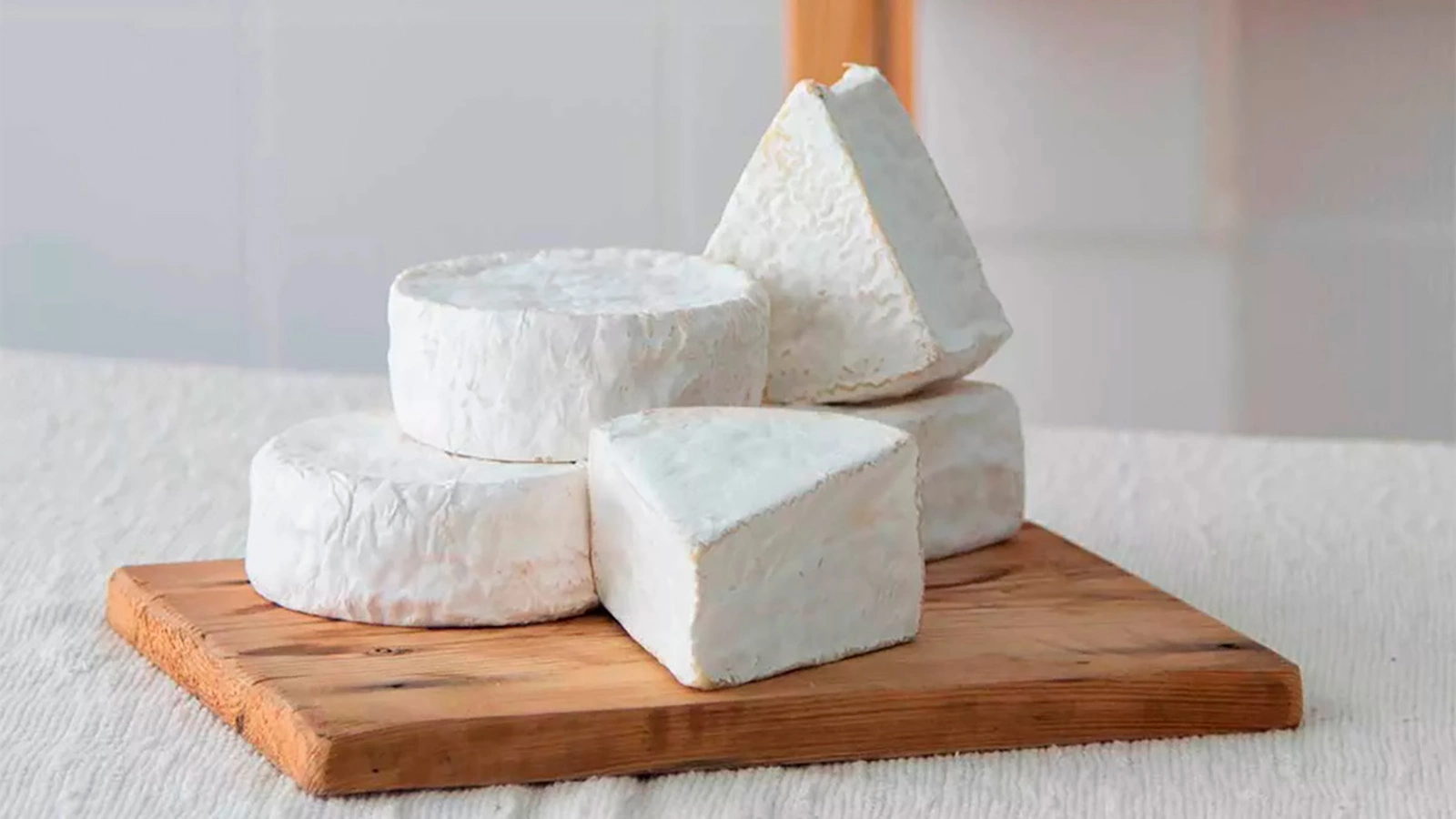 Соблюдение правил охлаждения продуктов и использование подходящей упаковки помогают остановить распространение вредных бактерий
