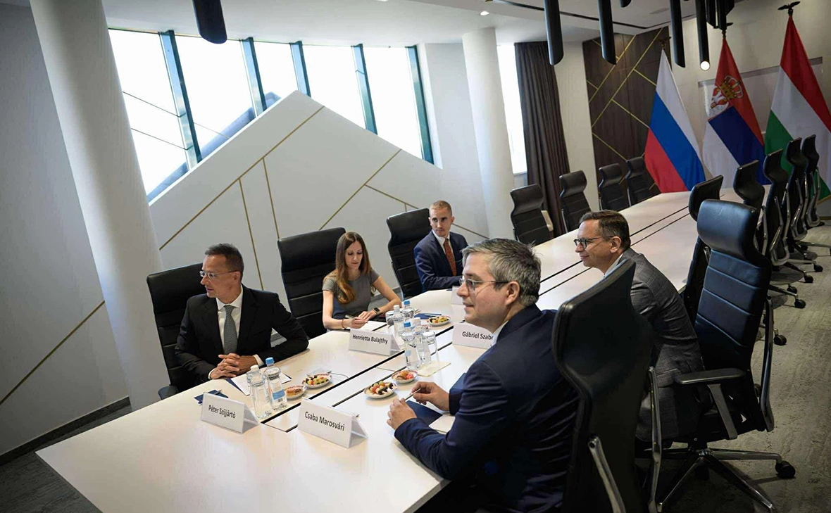 szijjarto.peter.official / Facebook (входит в корпорацию Meta, признана экстремистской и запрещена в России)