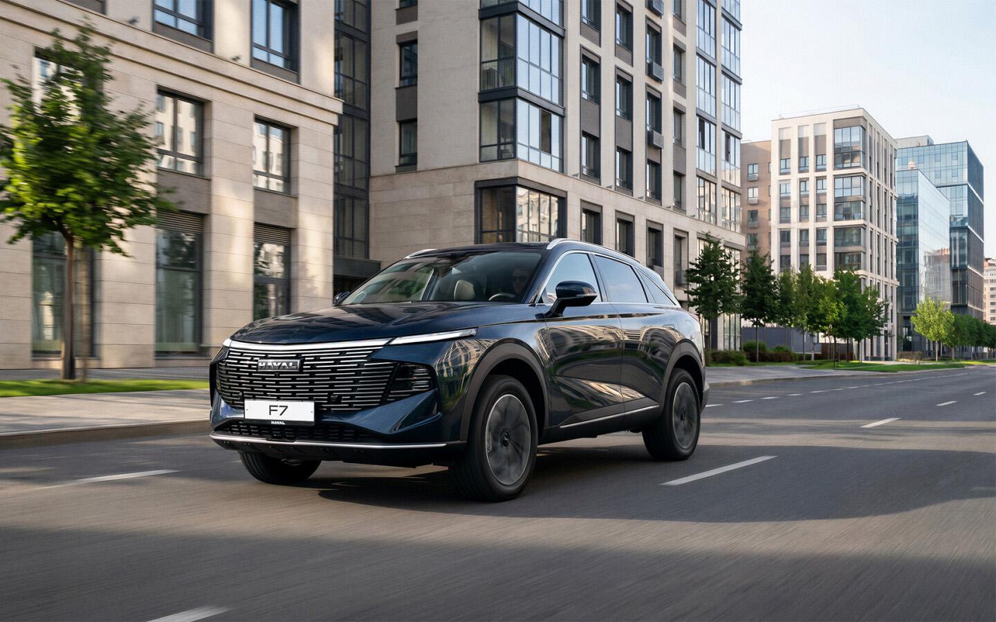 В России стартовали продажи Haval F7 с новыми мотором и опциями. Цены