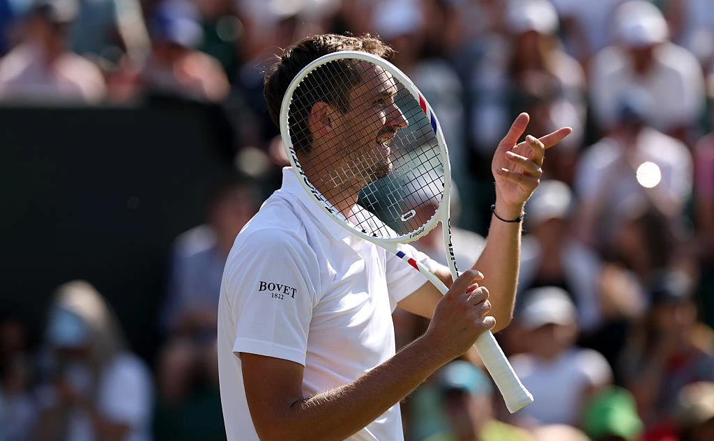 Matthew Stockman / Getty Images