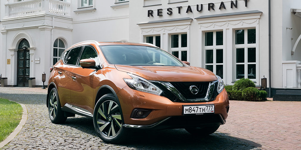 Nissan Murano

Большой &laquo;японец&raquo; тоже может стать жертвой новых акцизных ставок. Большая часть Murano продается с 3,5-литровым бензиновым &laquo;атмосферником&raquo; мощностью 249 л.с., что означать возможное подорожание на 120 тыс. рублей.
