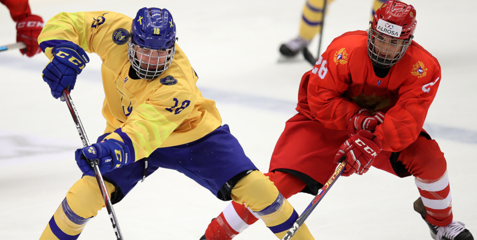 Юниорская сборная России по хоккею проиграла шведам в финале ЧМ