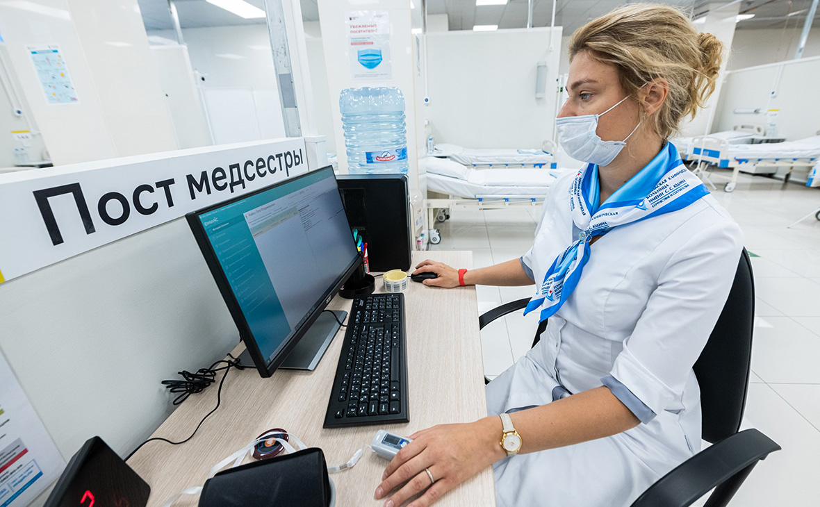 Новые временные госпитали в Москве приняли первых пациентов с COVID-19