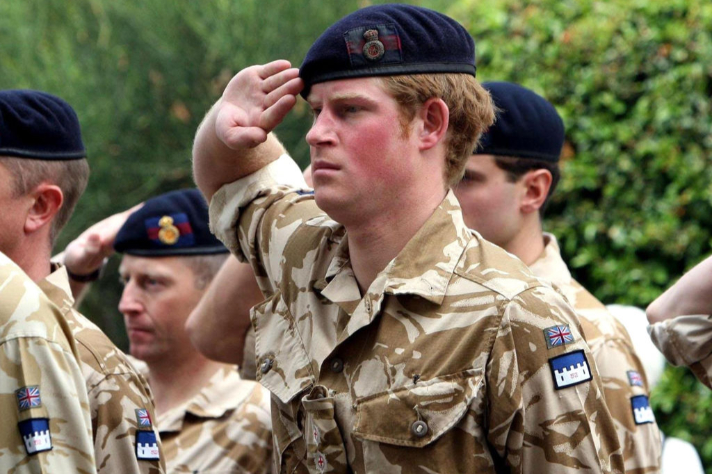 Принц Гарри во время службы в армии, 2008 год