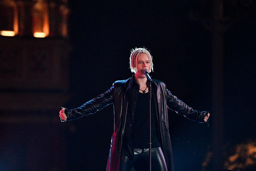 Певец Shaman (Ярослав Дронов) выступает на митинге-концерте в поддержку присоединения к России ЛНР, ДНР, Херсонской и Запорожской областей, 30 сентября 2022