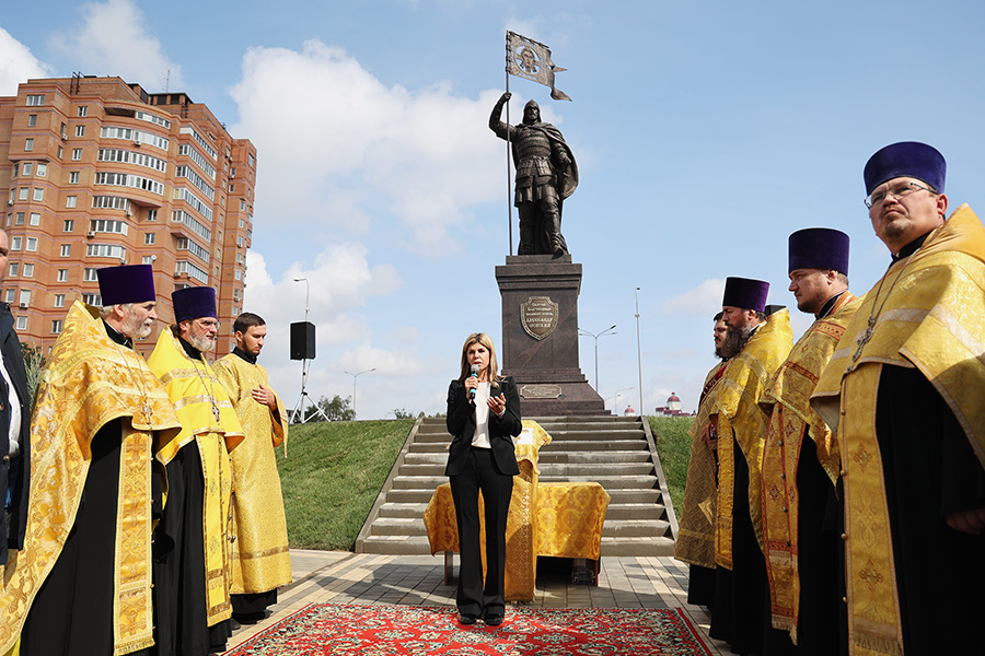Торжественное открытие памятника Александру Невскому на Проспекте Победы в Липецке