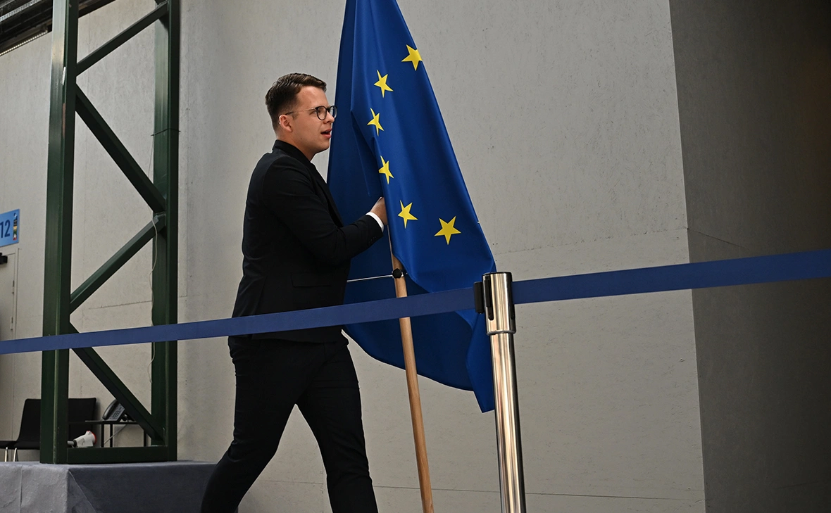 Paul Ellis / Getty Images