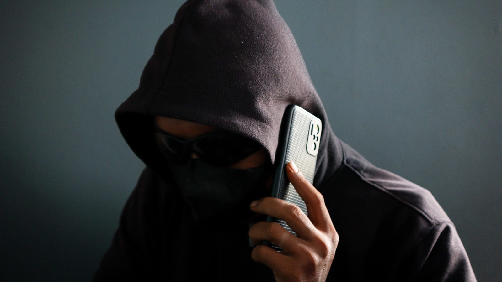 Мошенники обновили схему с фейк-боссом. В чем ее особенность