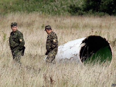 В день ВВС над Жуковским столкнулись 2 истребителя "Русских витязей"